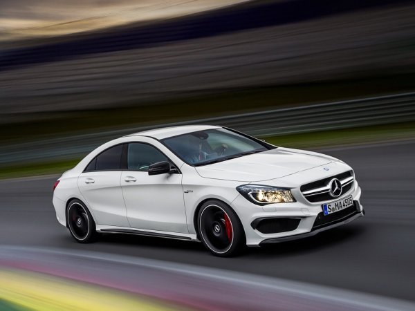 New-Mercedes-CLA-45-AMG-9[2]