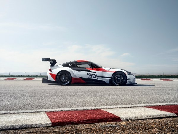 Toyota GR Supra Racing - koncept iz 2018. na stazi