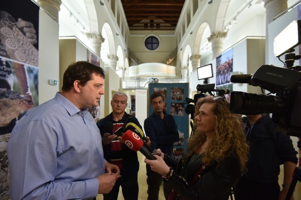 U Romualdovoj pećini otkrivene paleolitičke pećinske slikarije