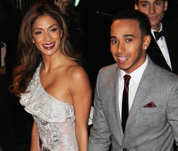 Nicole Scherzinger i Lewis Hamilton snimljeni 2015. godine