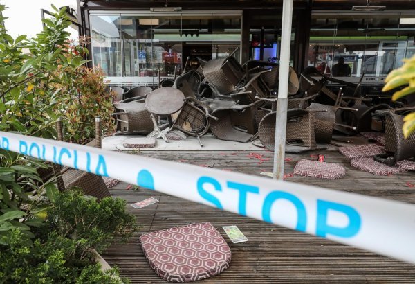 Navijači Dinama i Torcide sukobili se u kafiću Innotesco na Trešnjevačkoj tržnici