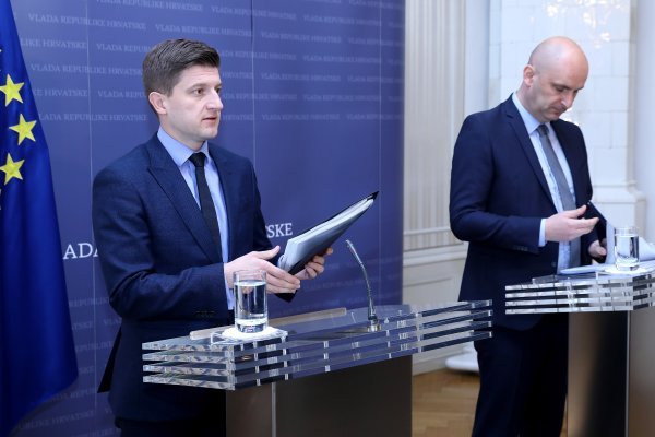 Konferencija za medije ministara Marića i Tolušića o Nacionalnom programu reformi