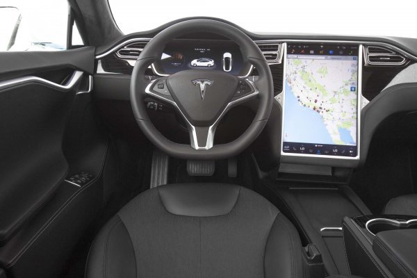 Tesla Model S iz 2016.