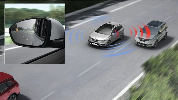 Renault Megane i upozorenje na 'mrtvi kut'