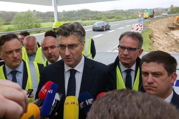 Andrej Plenković Istarski ipsilon