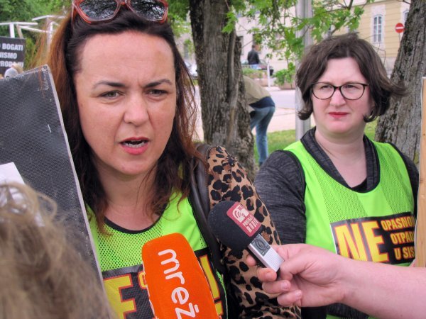 Građanska inicijativa Siščani ne žele biti Smetliščani