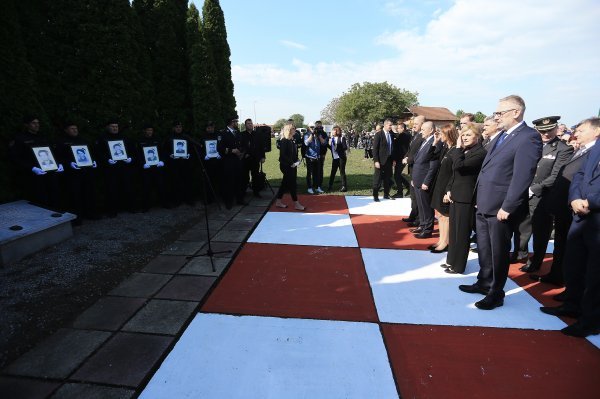 Obilježena 28. obljetnica stradanja 12 redarstvenika u Borovu Selu