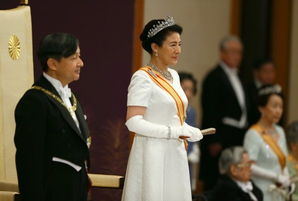 Car Naruhito i carica Masako nakon inauguracije