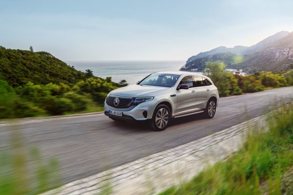 Model EQC 400 4MATIC kompaktni je crossover na struju