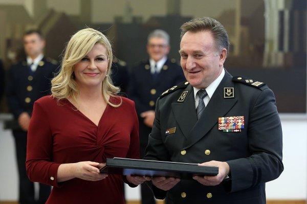 Kolinda Grabar Kitarović, Drago Lovrić