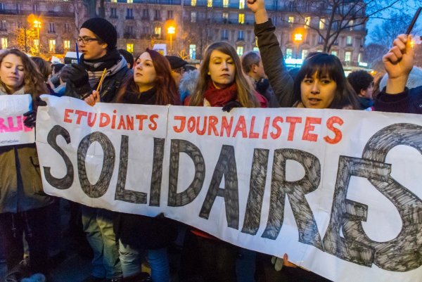 Pariz nakon ubojstva novinara satiričnog tjednika Charie Hebdo 2015. godine