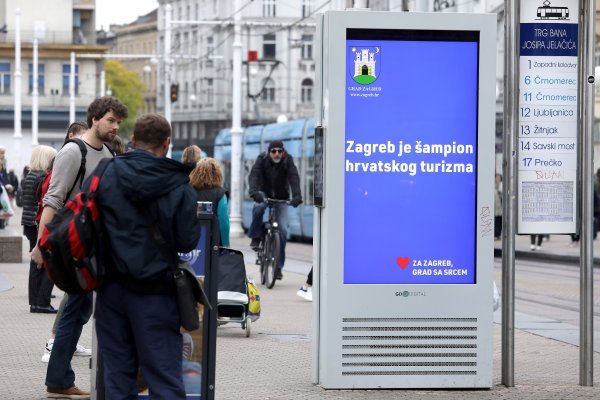 Plakati stranke Bandić Milan 365