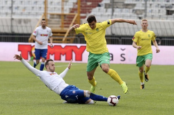 Fuentes protiv Ismailija