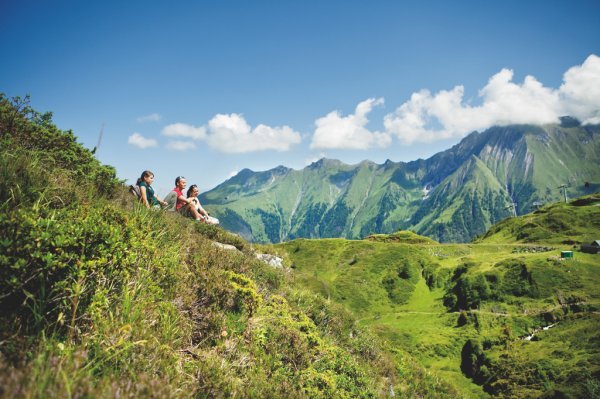 Wandern auf 2000m auf dem Kitzsteinhorn Österreich Werbung
