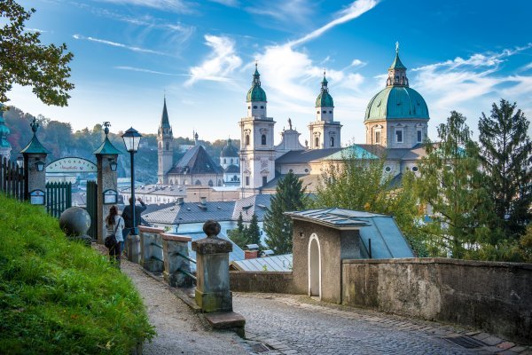 Moenchsberg bei Stieglkeller mit Blick auf den Dom