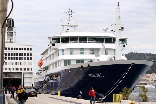 Svečanost isporuke polarnog kruzera Hondius