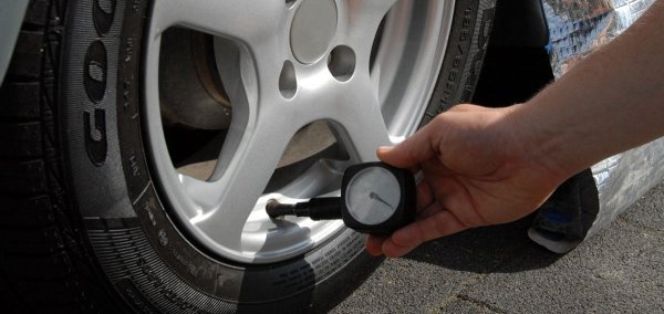Pravilan tlak zraka u gumama najvažniji je za vašu sigurnost i vijek trajanja gume