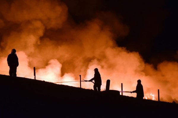 U noćnim satima požar na deponiju smeća Totovec je pod nazorom